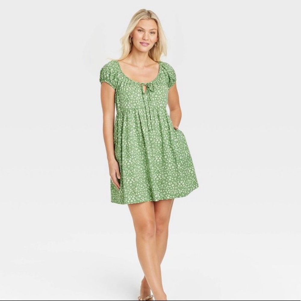 Women's Puff Short Sleeve Day Dress - Universal Thread™ Green Floral XXL